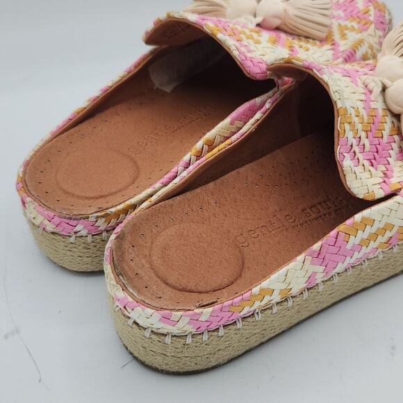 Gentle Souls by Kenneth Cole Women's Rory Espadrille Slides - Picture 3 of 9